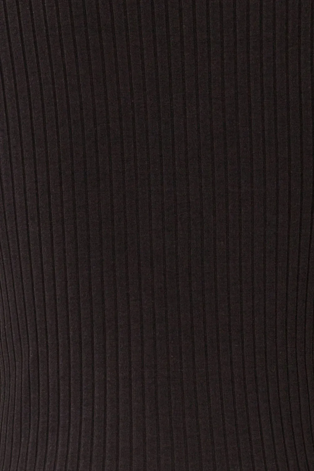 Paczkow Black | Ribbed Lettuce-Edge T-Shirt